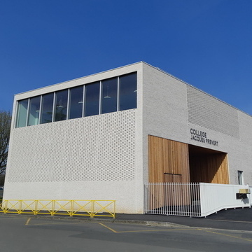 Economiste-construction-enseignement