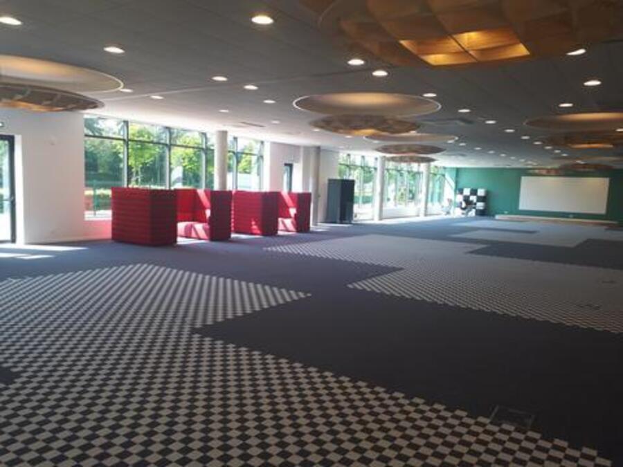 cmb_eco_logements_ibis_mulsanne_hotel-circuit-72-003